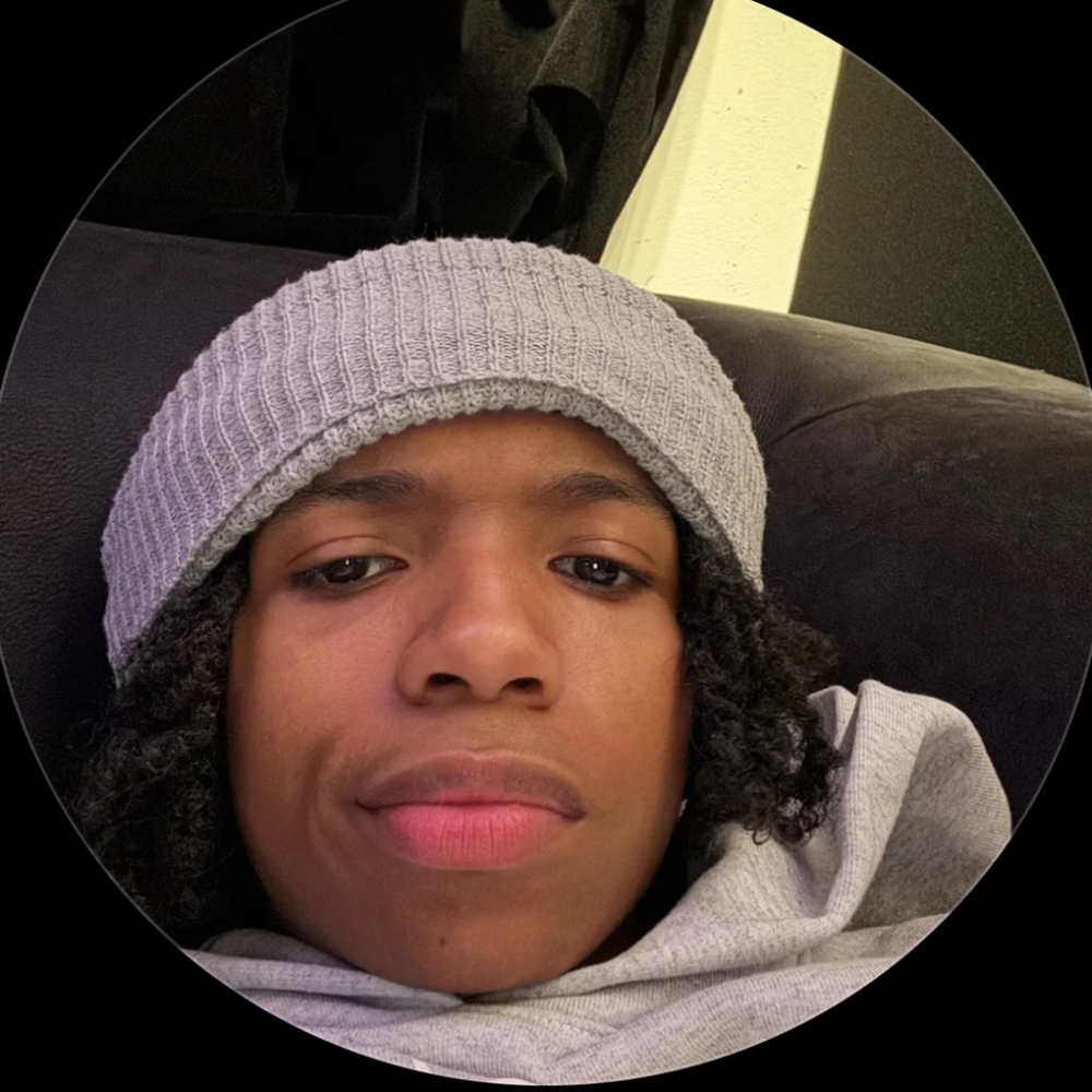 Meet your Posher, Khamani